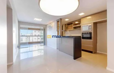 Excelente apartamento semi mobiliado com 3 dormitórios (1 suíte e 2 demi suítes) no bairro vila operária em itajaí