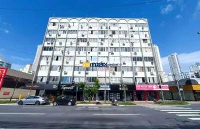Loft com 23m² em andar alto no centro de balneário camboriú