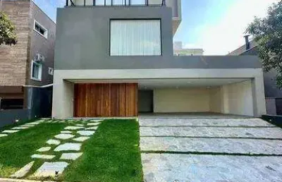 Casa em condomínio fechado com 4 quartos à venda no Alphaville, Santana de Parnaíba 