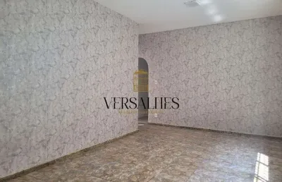 Casa para alugar com 4 quartos, 2 banheiros, 300m², com 2 vagas de garagem - bairro planalto