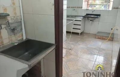 Casa com 4 quartos à venda na vila zeferina, itaquaquecetuba  por r$ 1.000.000