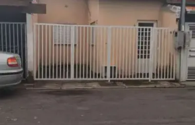 Casa à venda na vila ursulina, itaquaquecetuba  por r$ 250.000