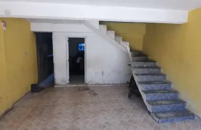 Casa com 2 quartos à venda na vila virgínia, itaquaquecetuba  por r$ 380.000