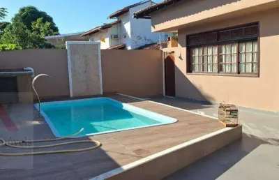 Casa à venda em piratininga, niterói – linear, com piscina, área gourmet e edícula | maple imóveis