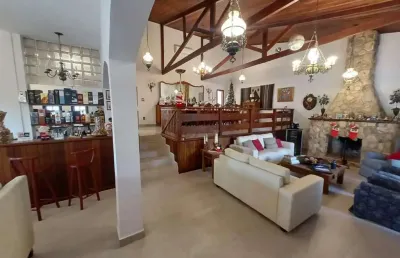 Casa em condomínio fechado com 4 quartos à venda na rua san conrado, 1000, loteamento caminhos de san conrado (sousas), campinas, 495 m2 por r$ 2.000.000