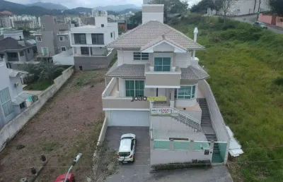 Casa com 3 dormitórios para alugar, 360 m² por r$ 10.150,00/mês - pedra branca - palhoça/sc