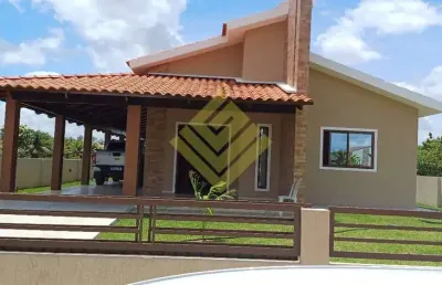 Casa em condomínio fechado com 4 quartos à venda no centro
