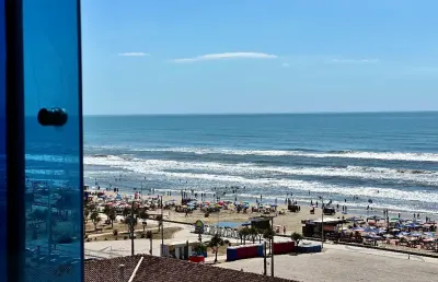 Raridade com linda vista mar, negócio de ocasião, sacada com churrasqueira