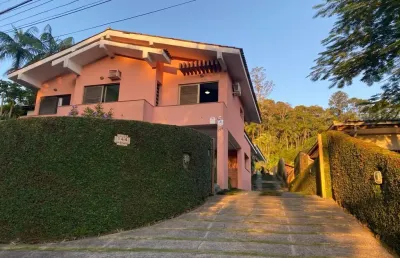 Casa com 4 quartos à venda na Rua Bela Vista, 144, Saguaçu, Joinville