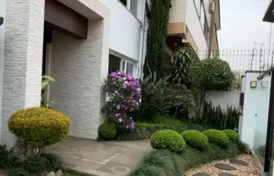 Casa com 3 quartos à venda na Rua José Gertum, Chácara das Pedras, Porto Alegre
