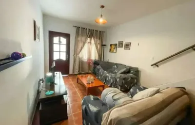 Casa com 2 quartos à venda na Rua Iacri, 82, Vila Carrão, São Paulo