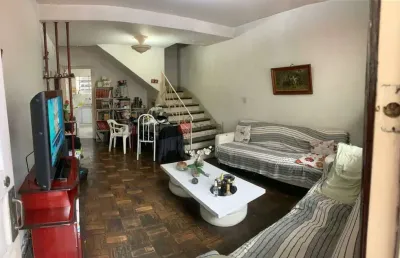 Sobrado para compra no tatuapé, 2 quartos, 2 banheiros, 1 vaga e um quarto  com banheiro nos fundos