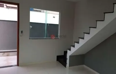 Sobrado na vila carrão com 3 dormitórios, 1 suíte e 2 vagas