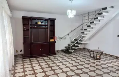 Sobrado com espaço gourmet a venda e locação no tatuapé, 360 m².