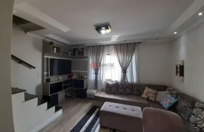 Sobrado de condomínio com 3 dormitorios 1 suite com vaga de garagem proximo a futura estacao de metr