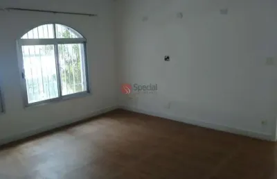 Casa comercial no tatuapé em excelente localização, ao lado do são luiz