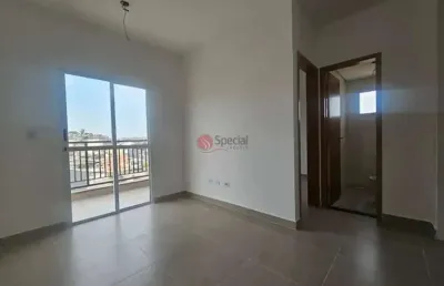 Apartamento novo à venda com 40m² com 2 dormitórios.