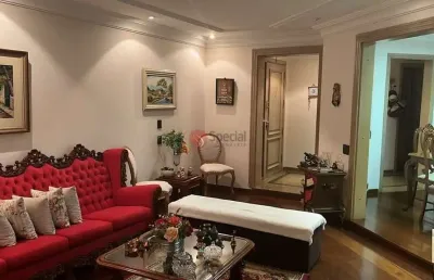 Apartamento à venda com 167 metros no anália franco.