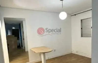 Casa térrea à venda na vila carrão, residencial e comercial com saída para 2 ruas.