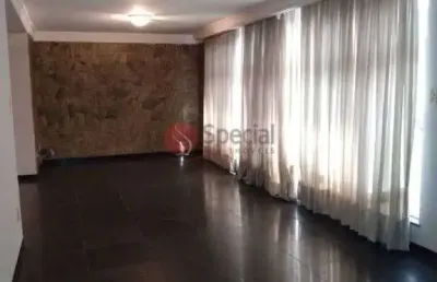 Casa com 3 quartos para alugar na Rua Antônio de Barros, 2935, Tatuapé, São Paulo