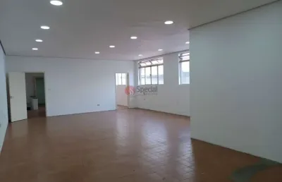 Sala comercial com 10 salas para alugar na Avenida Álvaro Ramos, 778, Quarta Parada, São Paulo