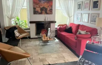 Sobrado no brooklin paulista,  3 suites, 3 vagas de garagem, próximo a hípica paulista.