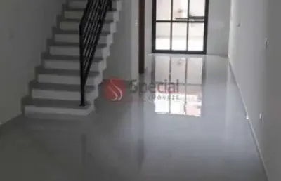 Sobrado novo à venda na vila  alpina em rua tranquila.