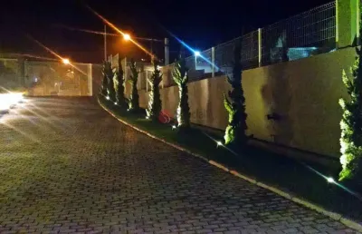 Vende-se casa  com 810 m em condomínio fechado com 6 quartos e 16 vagas na zona norte