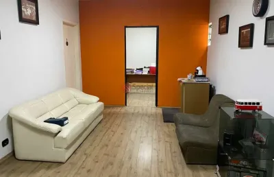 Sala em excelente localização no tatuapé com 95 m² de área construída.