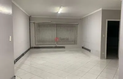 Casa com 3 quartos para alugar na Rua Soldado Hilário Decimo Zanesco, 305, Parque Novo Mundo, São Paulo