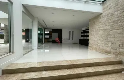 Sobrado de condomínio com 4 suítes em aruã - mogi das cruzes.