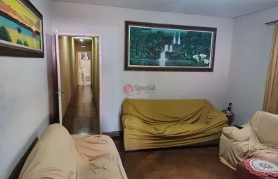 Casa térrea na vila nova manchester,  com duas moradias independentes cada casa com 2 dormitórios.
