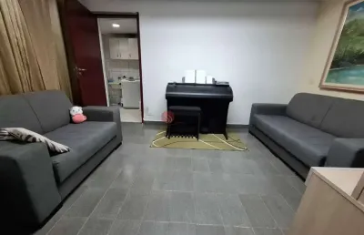Casa térrea à venda na santa clara,  ao lado da futura estação metrô.
