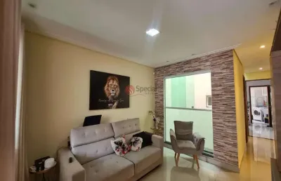 Sobrado na vila formosa com 3 quartos, 2 suítes e salão de festas.