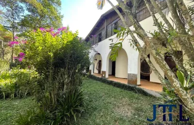 Casa térrea com 3 suítes e piscina - vale do sol - embu das artes