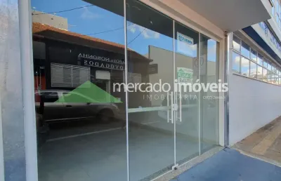 Sala comercial para alugar na Rua Couto Magalhães, Centro, Franca