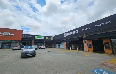 Ponto comercial para alugar na Rua Capitão Leônidas Marques, 268, Uberaba, Curitiba
