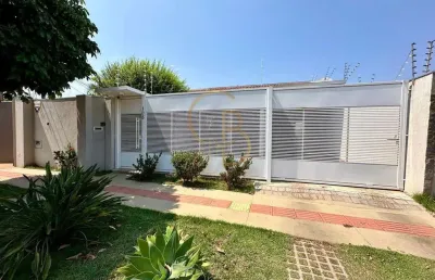 Casa com 3 quartos para alugar no Jardim São Lourenço, Campo Grande 