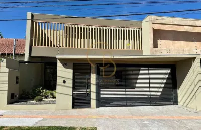 Maravilhoso imóvel com fachada moderna em brise de alumínio