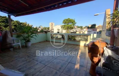 Excelente imóvel com espaço de lazer e churrasqueira