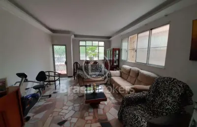 Apartamento tipo casa 3 quartos próximo à dias da cruz