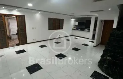 Casa em condomínio fechado com 3 quartos à venda na Rua Bore, Vila Valqueire, Rio de Janeiro