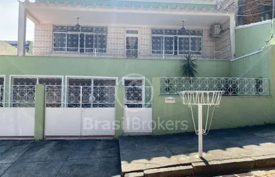 Excelente casa de frente de rua  com 265 m2 vila valqueire !