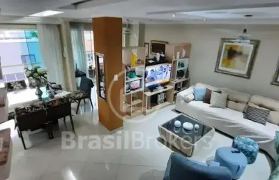 Casa em condomínio fechado com 4 quartos à venda na Rua Moacir dos Santos Lima, Vila Valqueire, Rio de Janeiro