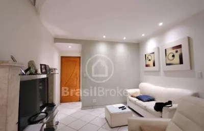Apartamento frente varandão 01 quarto com dependência
