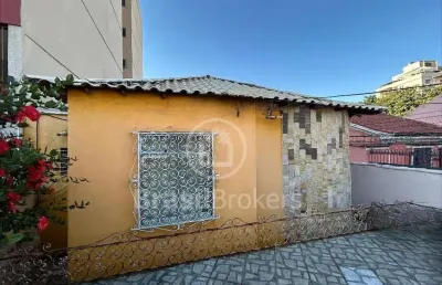 Casa 3 quartos, 1 suíte, varanda, aceitando financiamento.