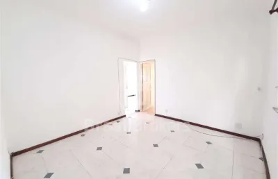 Apartamento tipo casa 2 quartos próximo ao metrô em del castilho