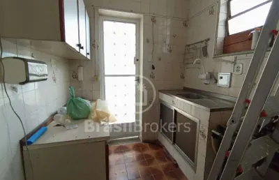 Excelente apartamento térreo em todos os santos !!!!
