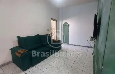 Apto tipo cobertura no centro de bonsucesso com vaga escriturada, elevadores e portaria 24hs.