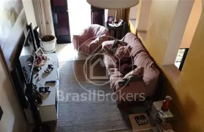 Casa à venda com 203,00m² e 3 quartos e vaga de garagem no coração do andaraí.